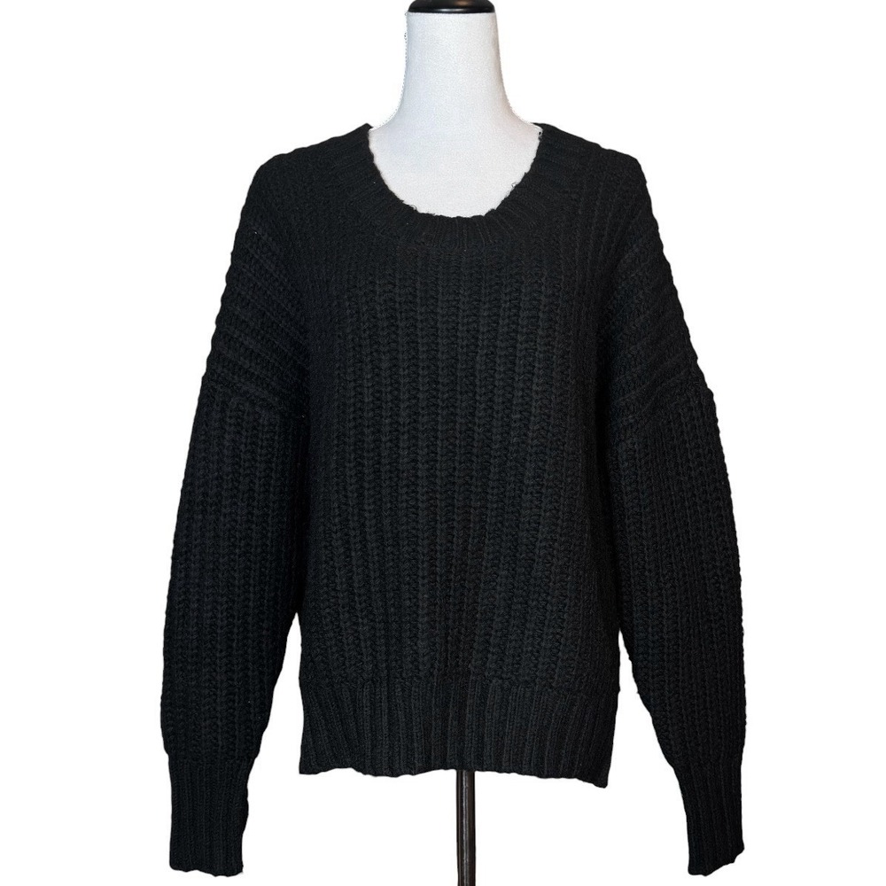 Aerie Fisherman Chunky Cable Knit Oversized Sweater Size M Black Slits Dolman